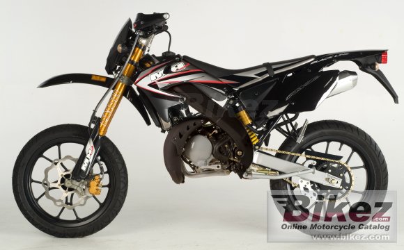 2010 Motorhispania Black Line SM 50 photo